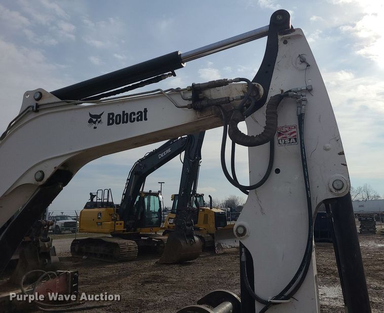 image for item DN8268 2019 Bobcat E55  mini excavator