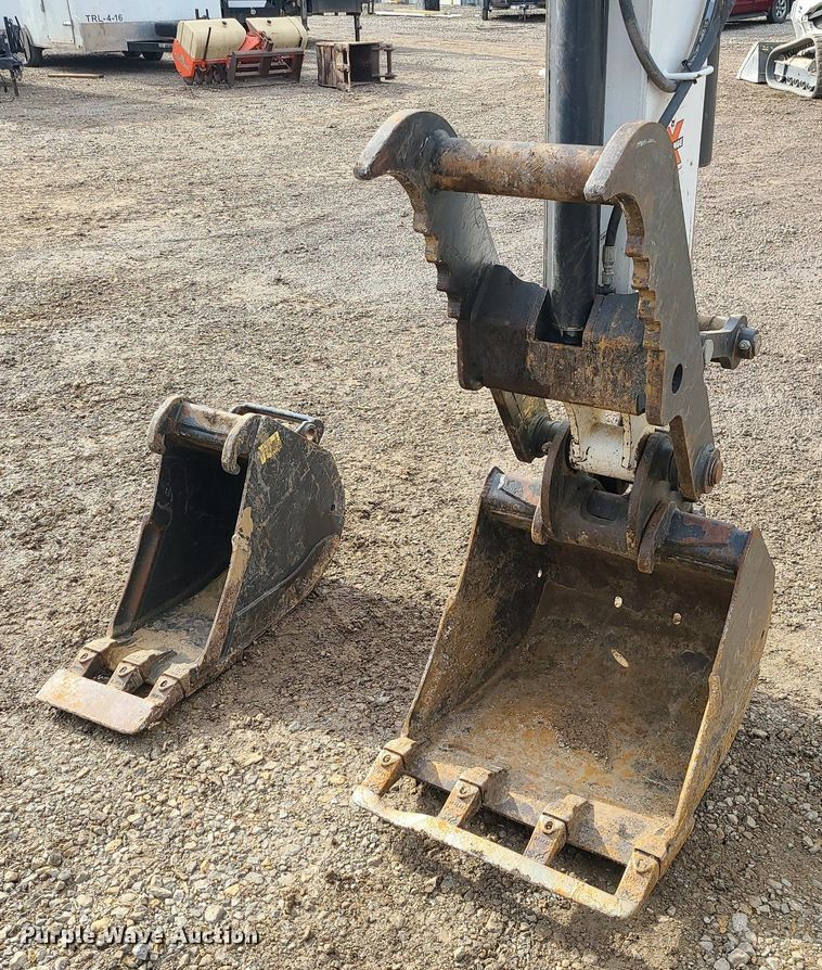 image for item DN8268 2019 Bobcat E55  mini excavator