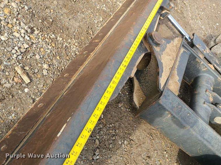 image for item DN8268 2019 Bobcat E55  mini excavator