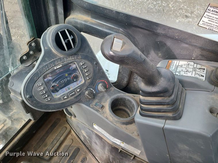 image for item DN8268 2019 Bobcat E55  mini excavator