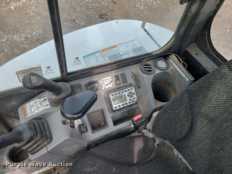 image for item DN8268 2019 Bobcat E55  mini excavator