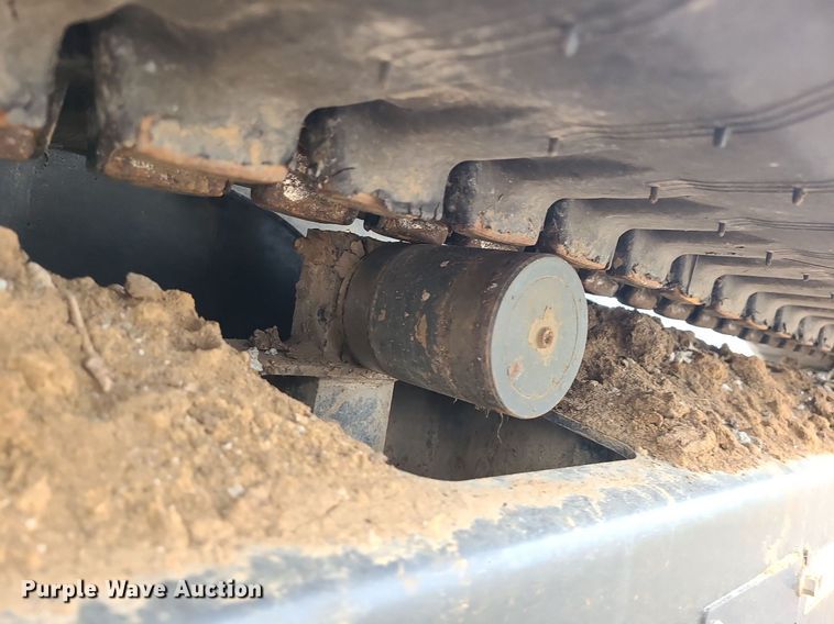 image for item DN8268 2019 Bobcat E55  mini excavator