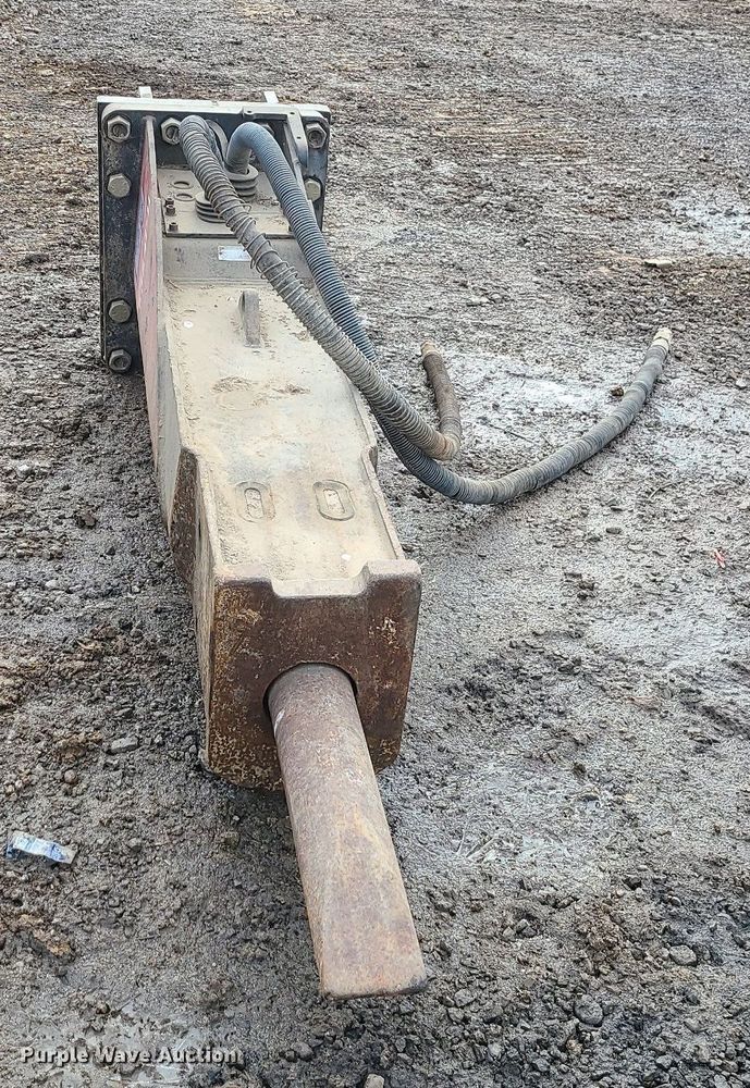 image for item DN8269 2011 Atlas Copco RX18  breaker