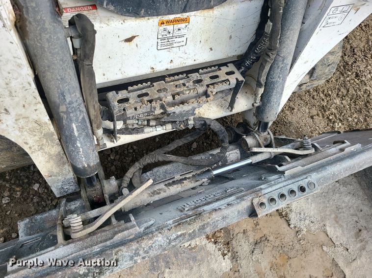 image for item DN8275 2019 Bobcat T595  tracked skid steer loader