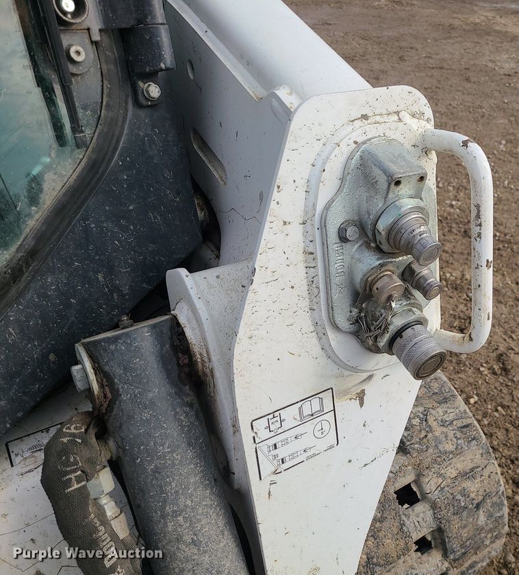 image for item DN8275 2019 Bobcat T595  tracked skid steer loader