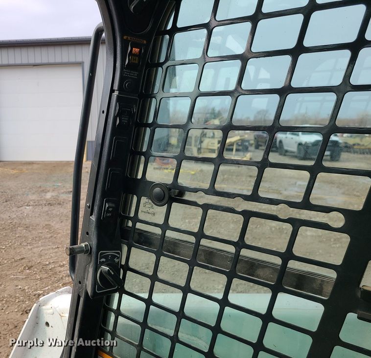 image for item DN8275 2019 Bobcat T595  tracked skid steer loader