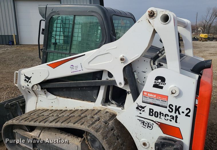 image for item DN8275 2019 Bobcat T595  tracked skid steer loader