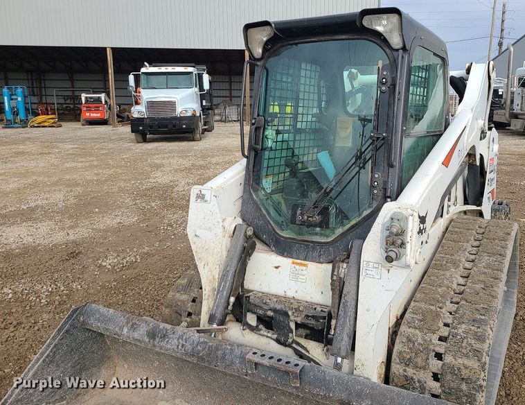 image for item DN8275 2019 Bobcat T595  tracked skid steer loader
