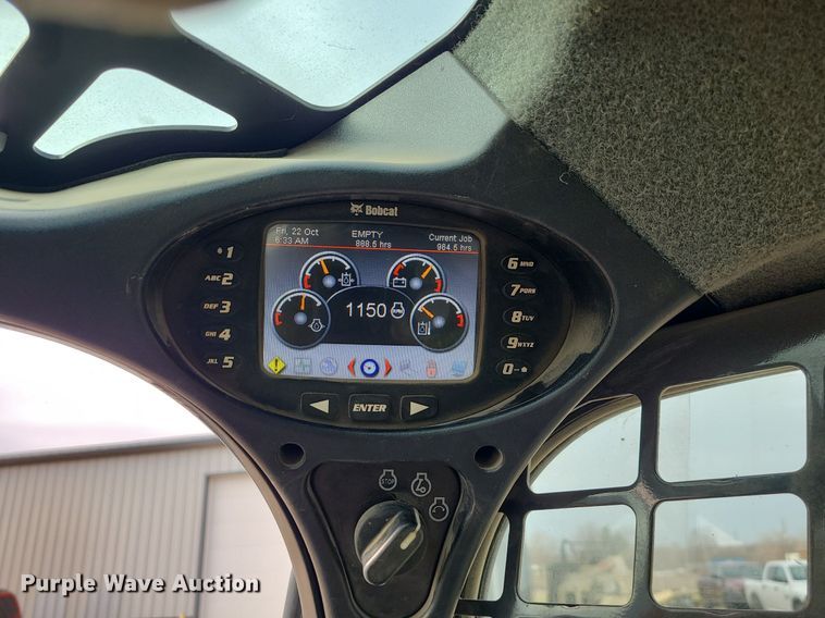 image for item DN8275 2019 Bobcat T595  tracked skid steer loader