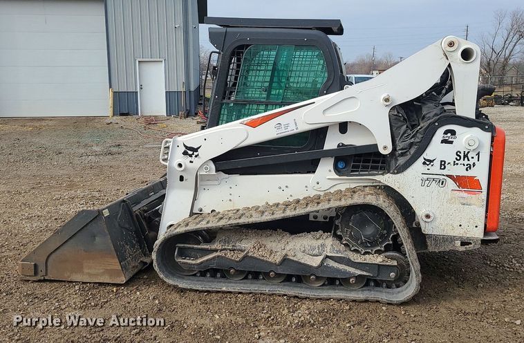 image for item DN8276 2019 Bobcat T770  tracked skid steer loader