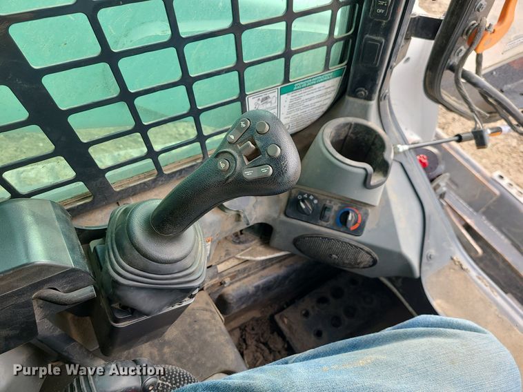 image for item DN8276 2019 Bobcat T770  tracked skid steer loader