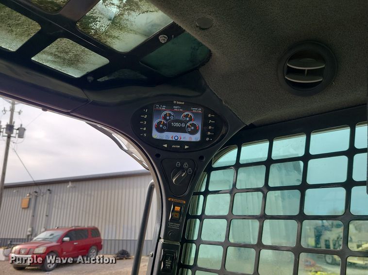 image for item DN8276 2019 Bobcat T770  tracked skid steer loader