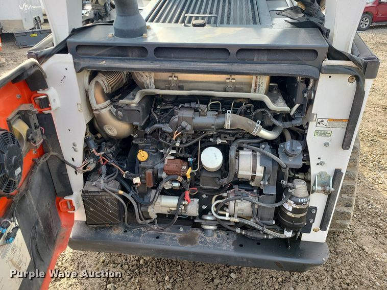 image for item DN8276 2019 Bobcat T770  tracked skid steer loader