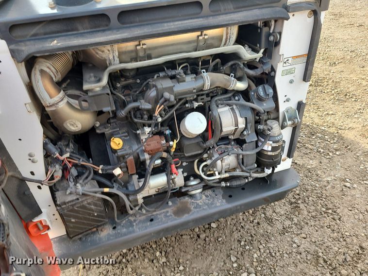 image for item DN8276 2019 Bobcat T770  tracked skid steer loader