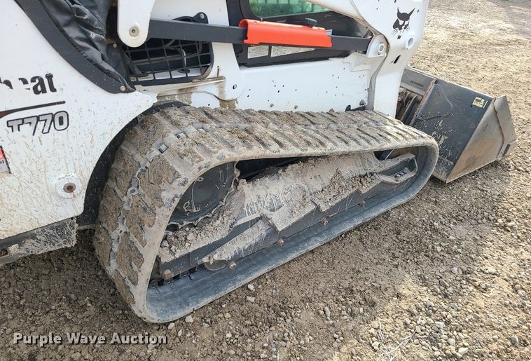 image for item DN8276 2019 Bobcat T770  tracked skid steer loader
