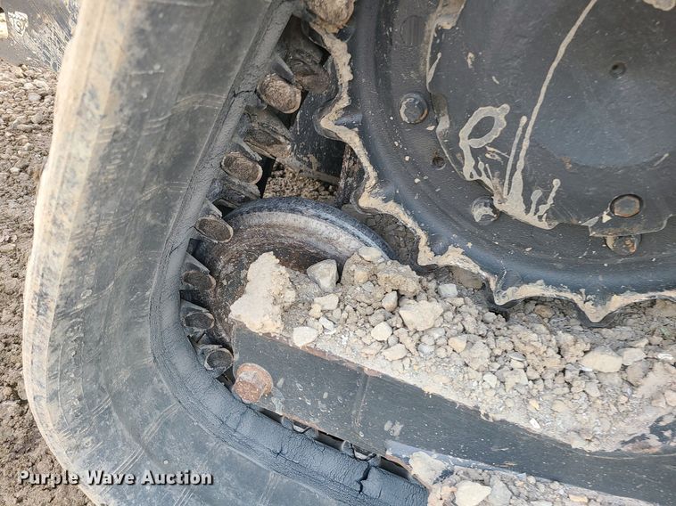 image for item DN8276 2019 Bobcat T770  tracked skid steer loader