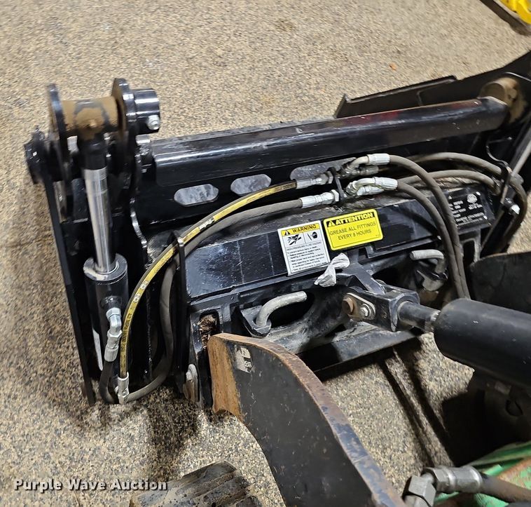 image for item DP0803 2007 Toro Dingo TX420 compact utility loader