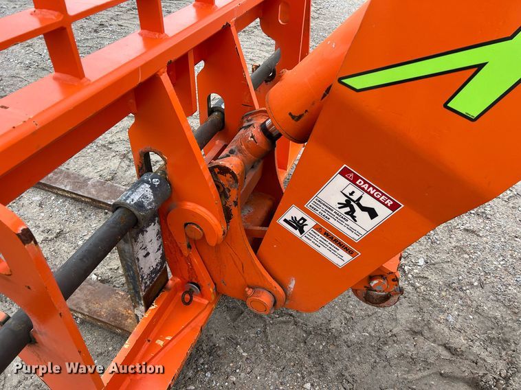 image for item DQ2346 2007 Xtreme XRM1254  telehandler