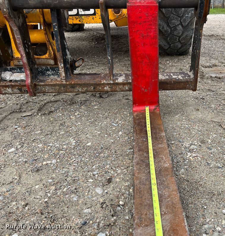 image for item DQ2347 2016 JCB 510-56  telehandler