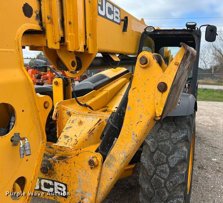 image for item DQ2347 2016 JCB 510-56  telehandler