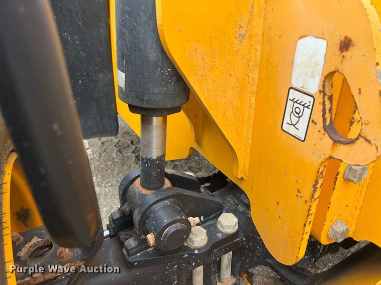 image for item DQ2347 2016 JCB 510-56  telehandler