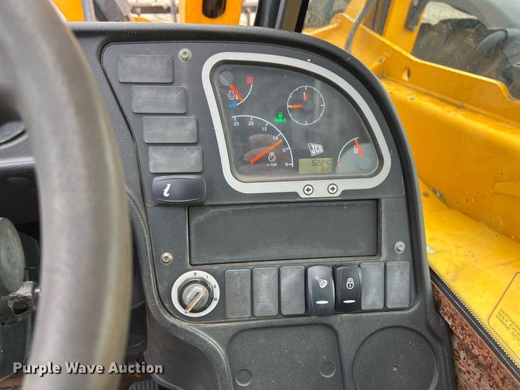 image for item DQ2347 2016 JCB 510-56  telehandler