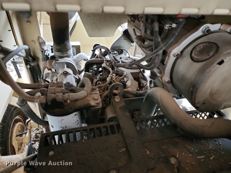 image for item DR7788 2015 B70T- 42  straw blower