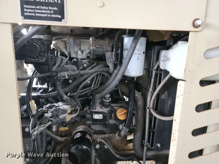 image for item DR7788 2015 B70T- 42  straw blower