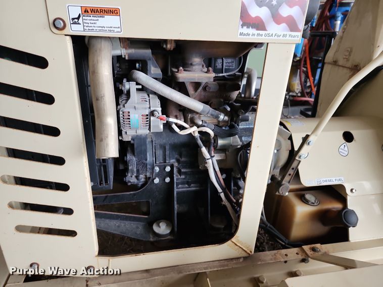 image for item DR7788 2015 B70T- 42  straw blower