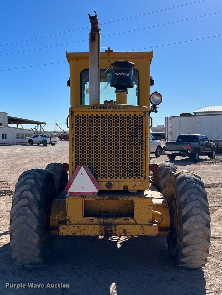 image for item EI0573 1973 Caterpillar  motor grader