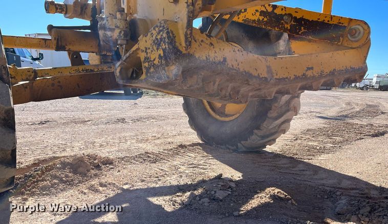 image for item EI0573 1973 Caterpillar  motor grader