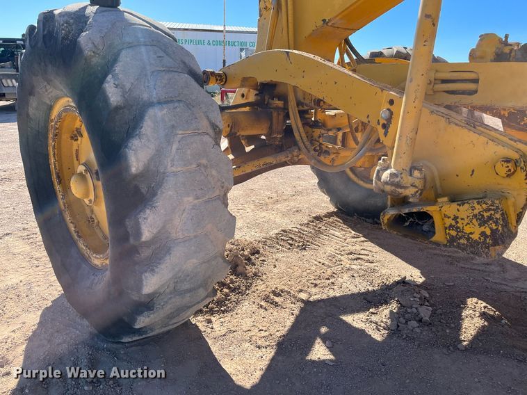 image for item EI0573 1973 Caterpillar  motor grader