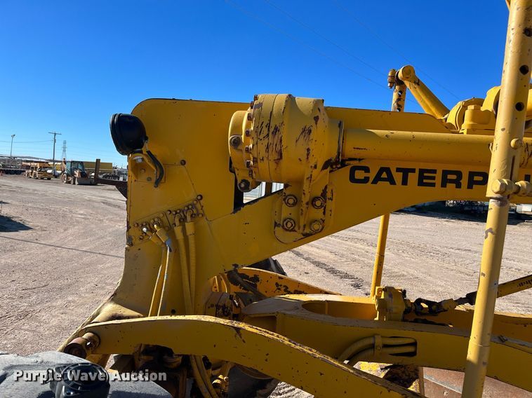 image for item EI0573 1973 Caterpillar  motor grader