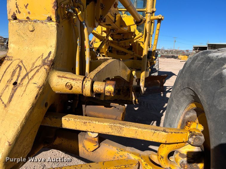image for item EI0573 1973 Caterpillar  motor grader