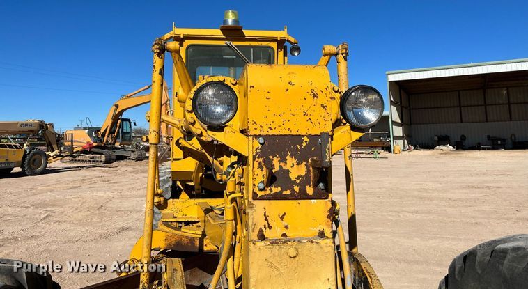 image for item EI0573 1973 Caterpillar  motor grader