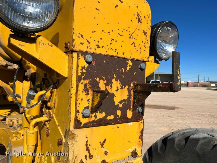 image for item EI0573 1973 Caterpillar  motor grader