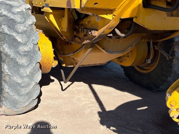 image for item EI0573 1973 Caterpillar  motor grader