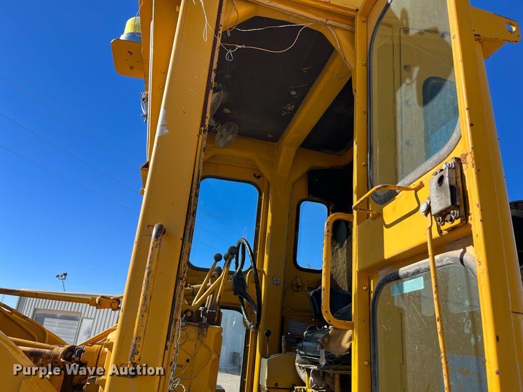 image for item EI0573 1973 Caterpillar  motor grader