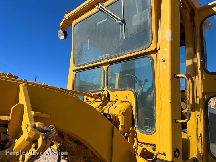 image for item EI0573 1973 Caterpillar  motor grader