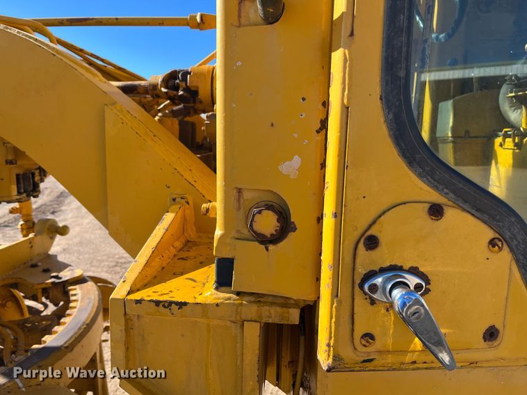 image for item EI0573 1973 Caterpillar  motor grader