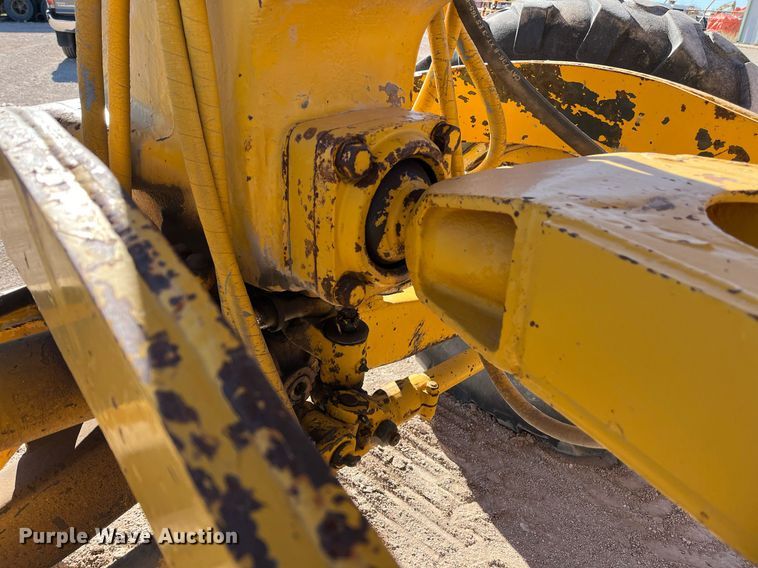 image for item EI0573 1973 Caterpillar  motor grader