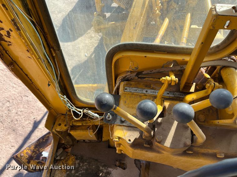 image for item EI0573 1973 Caterpillar  motor grader