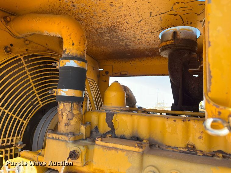 image for item EI0573 1973 Caterpillar  motor grader