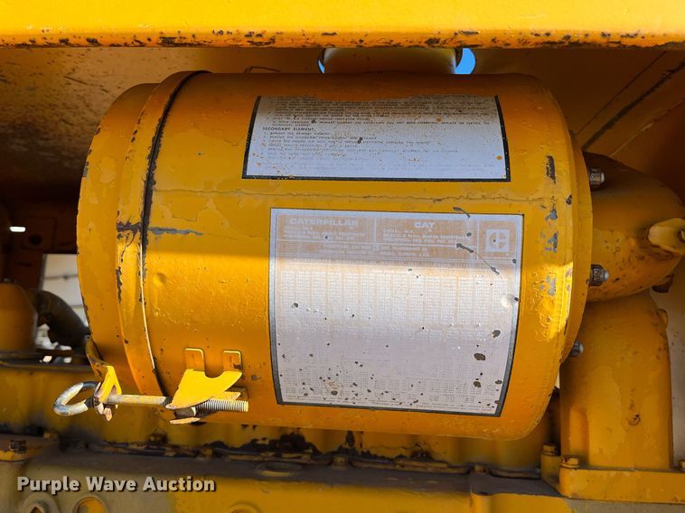 image for item EI0573 1973 Caterpillar  motor grader