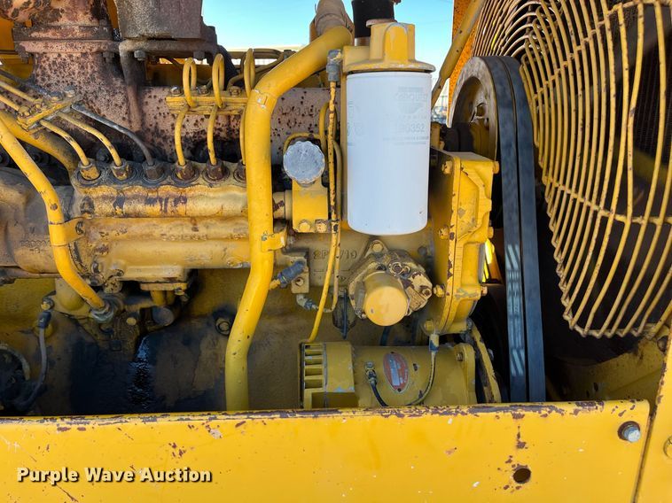 image for item EI0573 1973 Caterpillar  motor grader