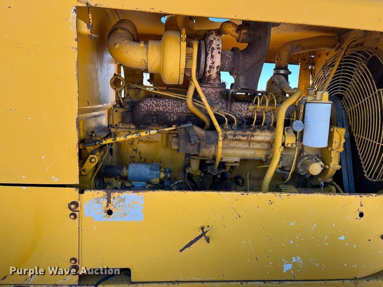 image for item EI0573 1973 Caterpillar  motor grader