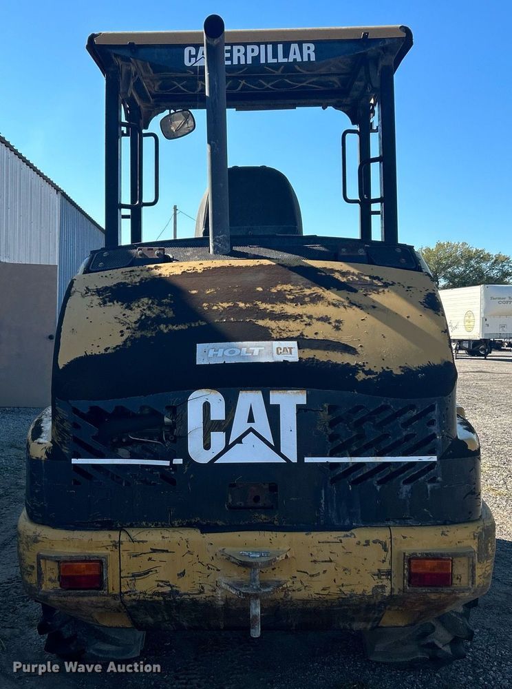 image for item KH9549 2005 Caterpillar 906  wheel loader