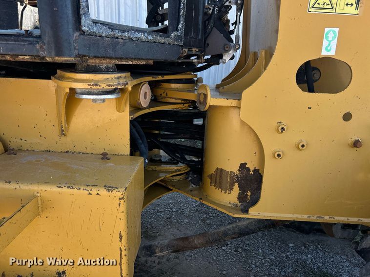 image for item KH9549 2005 Caterpillar 906  wheel loader