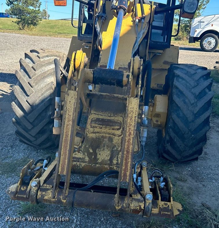 image for item KH9549 2005 Caterpillar 906  wheel loader