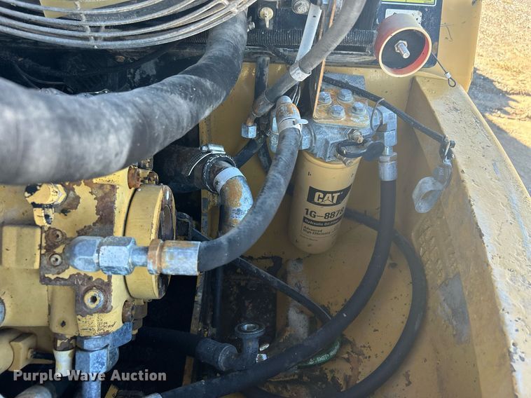 image for item KH9549 2005 Caterpillar 906  wheel loader